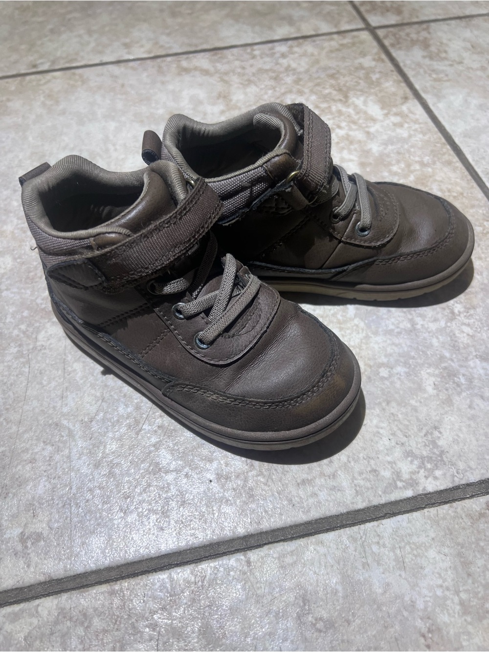 Stride Rite Brown High-Top Casual Shoes - Comfortable Everyday Footwear